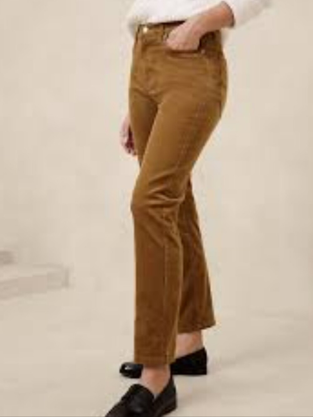 Banana Republic Women's High Rise Slim Corduroy Pant Jeans. NWT. Size 29/8.